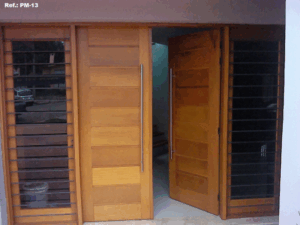 Porta madeira externa