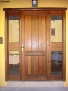Porta madeira externa